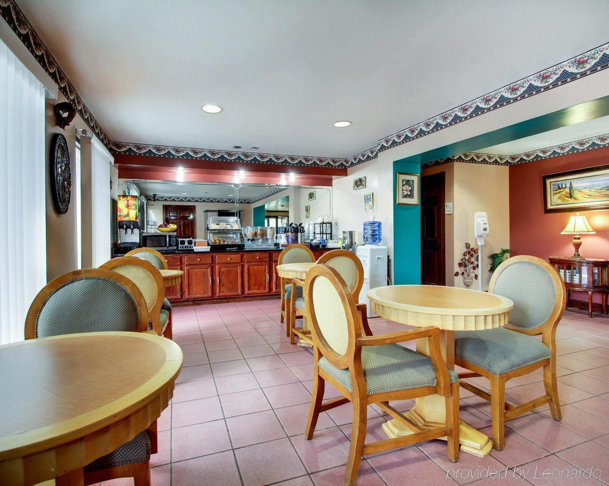 Rodeway Inn Laurel Bagian luar foto