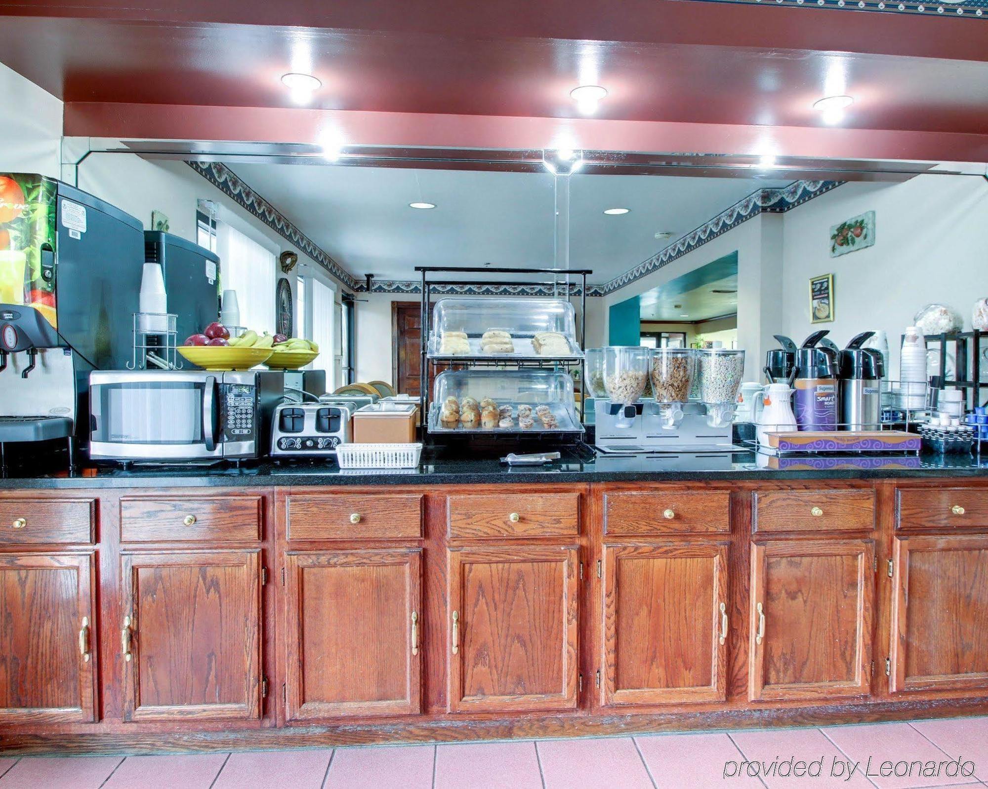 Rodeway Inn Laurel Bagian luar foto