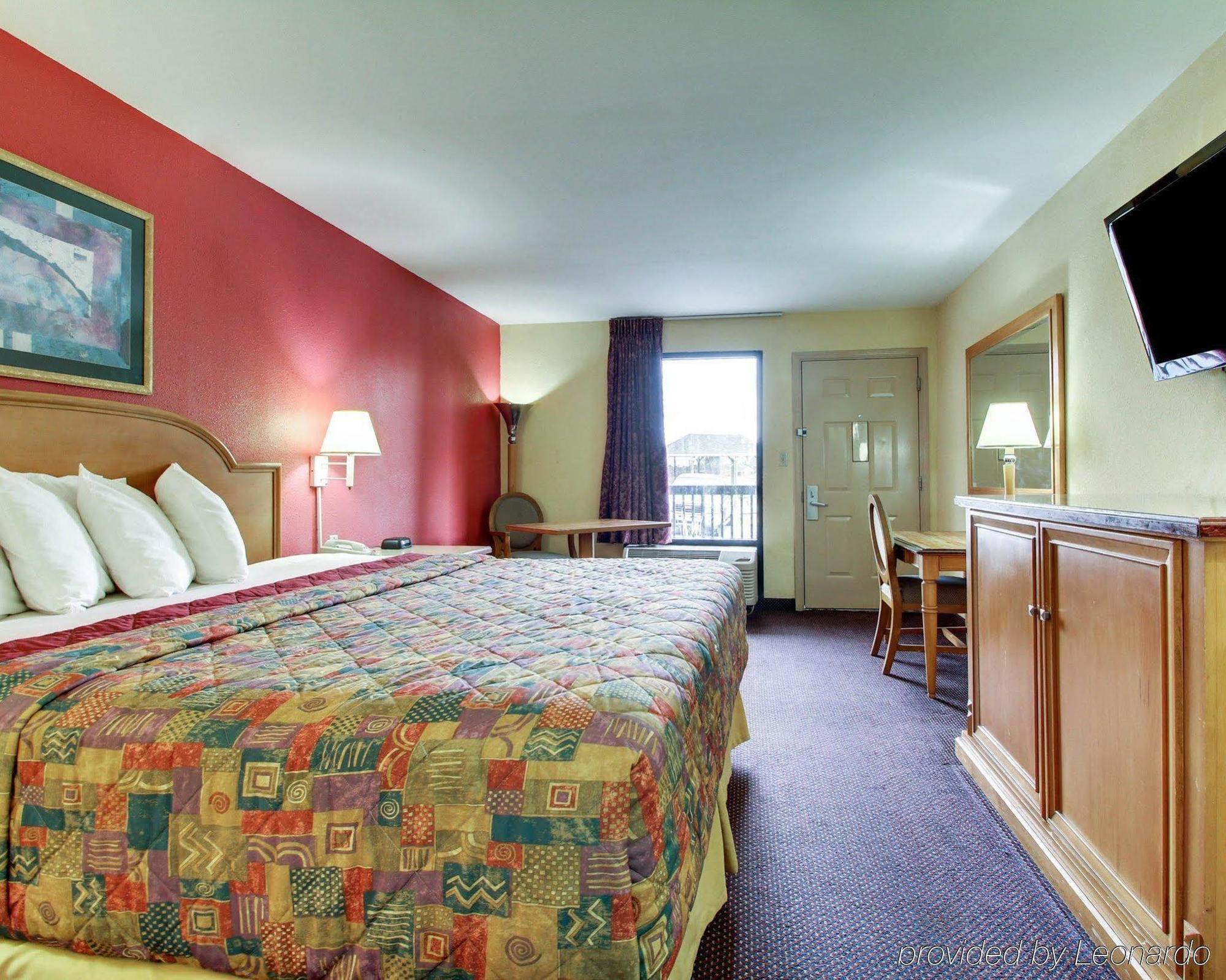 Rodeway Inn Laurel Bagian luar foto